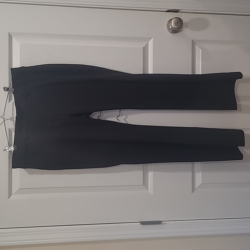 Size 8P Loft Marrissa dress pants